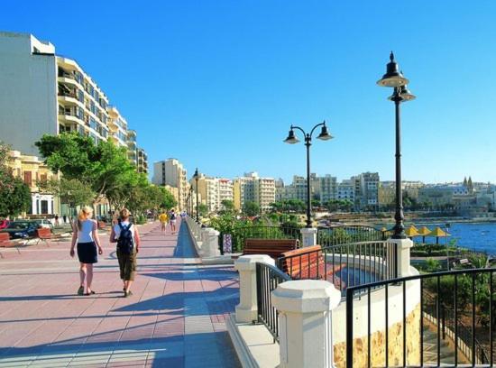 Art Deco Luxury Apartment, Central Location Sliema Exterior photo